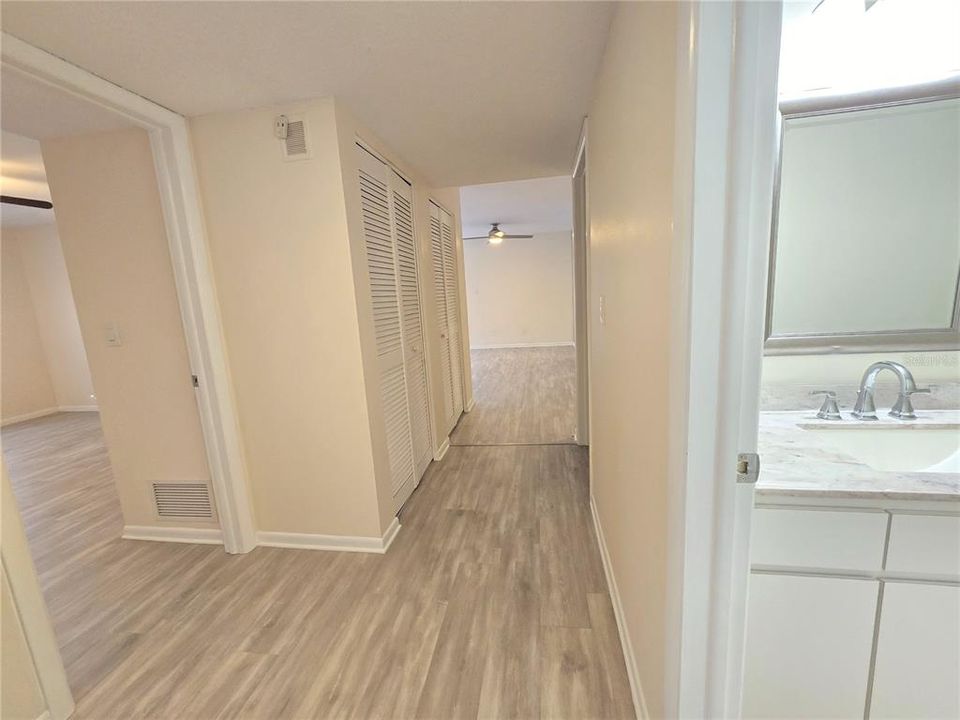 Под контрактом: $325,000 (3 спален, 2 ванн, 1820 Квадратных фут)