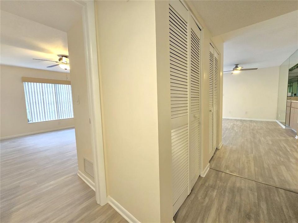 Под контрактом: $325,000 (3 спален, 2 ванн, 1820 Квадратных фут)