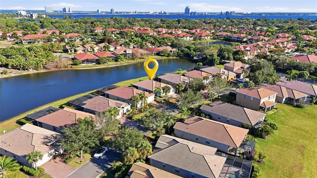 En Venta: $374,900 (4 camas, 2 baños, 1840 Pies cuadrados)
