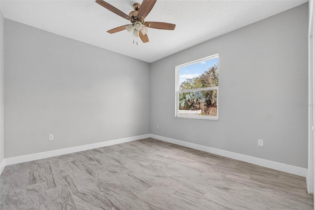 For Sale: $460,000 (4 beds, 2 baths, 2385 Square Feet)
