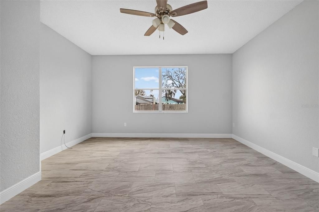 For Sale: $460,000 (4 beds, 2 baths, 2385 Square Feet)