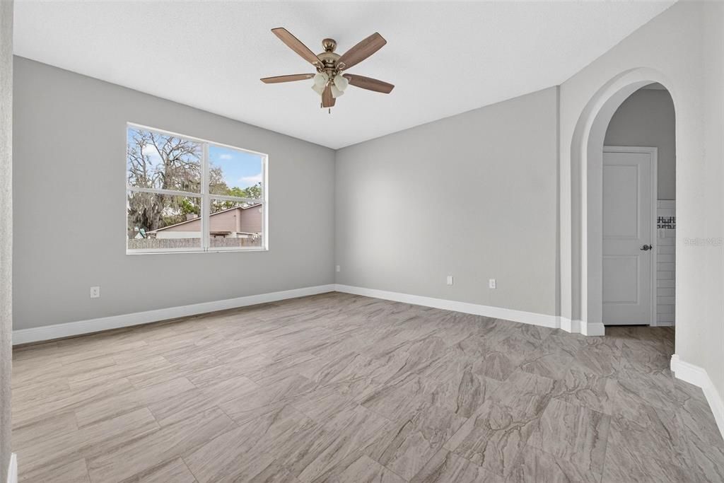 For Sale: $460,000 (4 beds, 2 baths, 2385 Square Feet)
