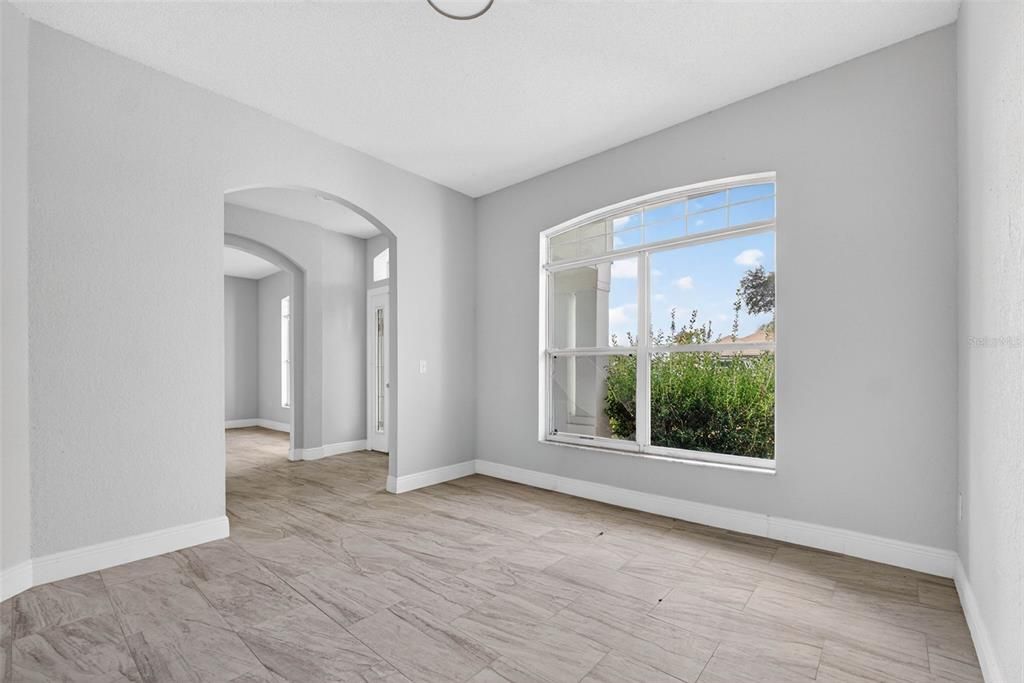 For Sale: $460,000 (4 beds, 2 baths, 2385 Square Feet)