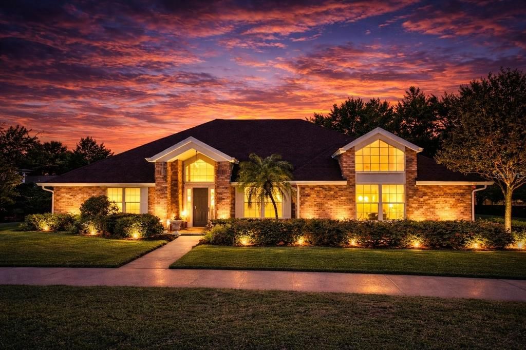 For Sale: $439,900 (3 beds, 2 baths, 2082 Square Feet)