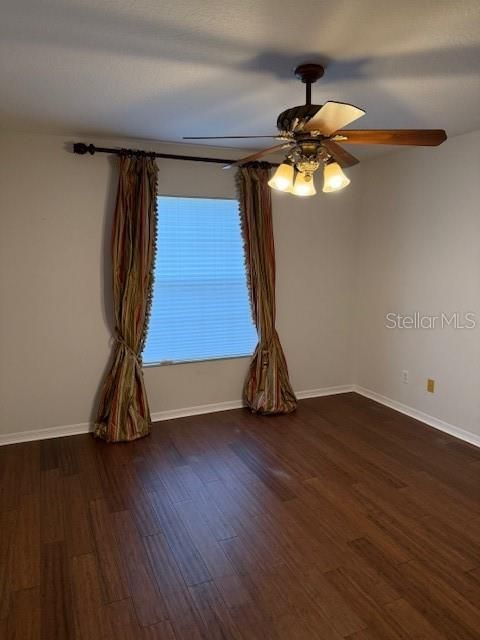 For Sale: $439,900 (3 beds, 2 baths, 2082 Square Feet)