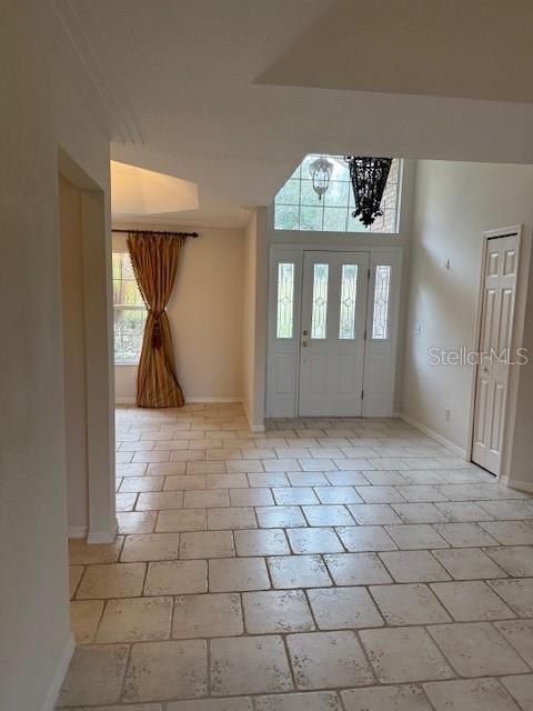 For Sale: $439,900 (3 beds, 2 baths, 2082 Square Feet)