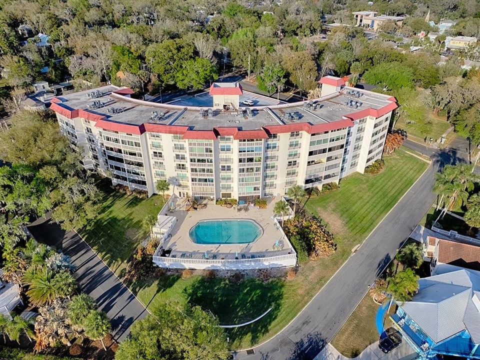 Activo con contrato: $289,900 (2 camas, 2 baños, 1209 Pies cuadrados)