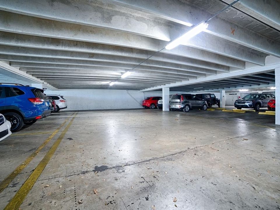 Activo con contrato: $289,900 (2 camas, 2 baños, 1209 Pies cuadrados)