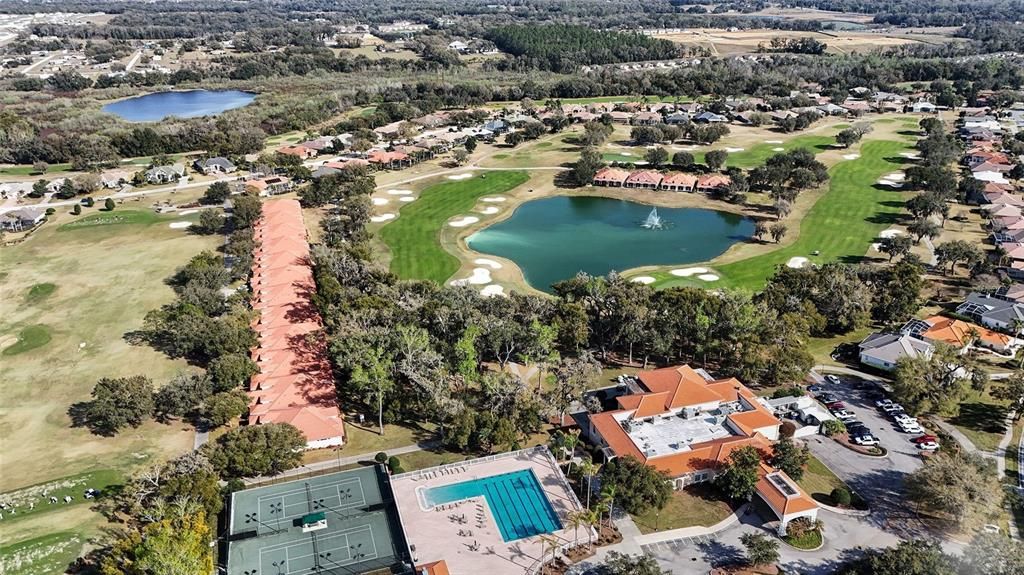 En Venta: $825,000 (4 camas, 3 baños, 3240 Pies cuadrados)