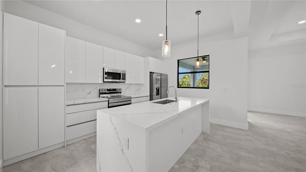 Active With Contract: $399,000 (4 beds, 2 baths, 1848 Square Feet)