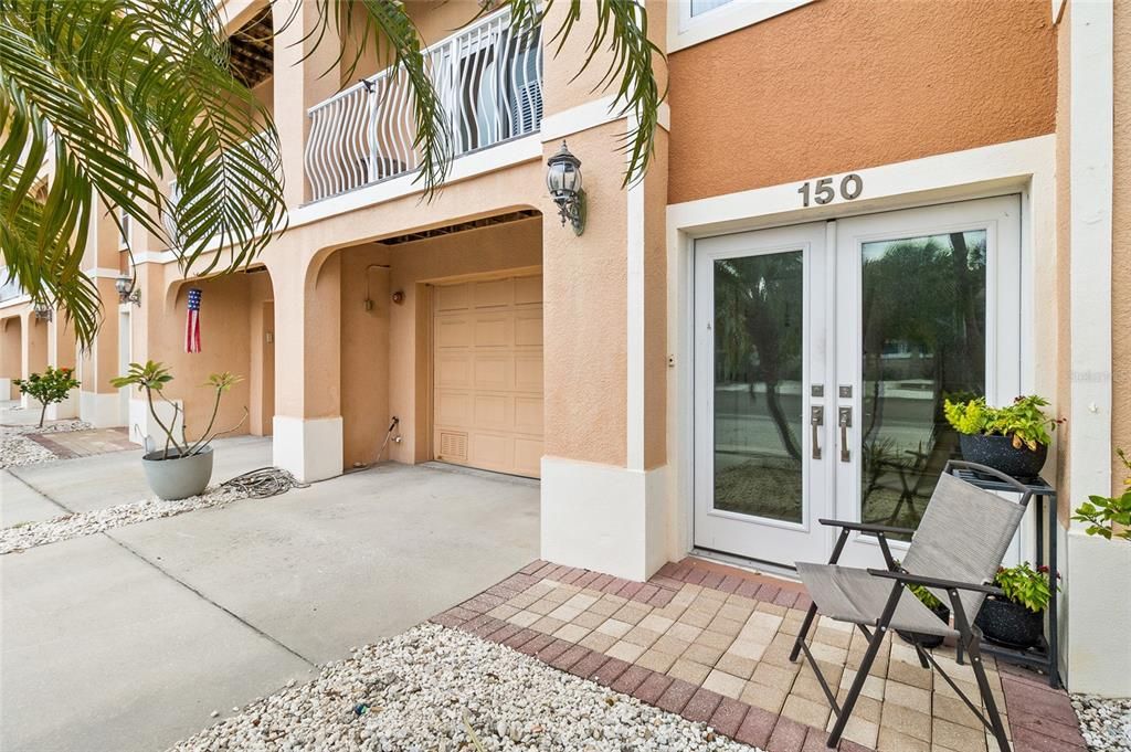 For Sale: $775,000 (3 beds, 3 baths, 2510 Square Feet)