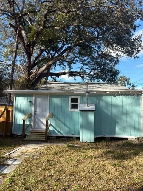 Active With Contract: $339,900 (3 beds, 2 baths, 1104 Square Feet)
