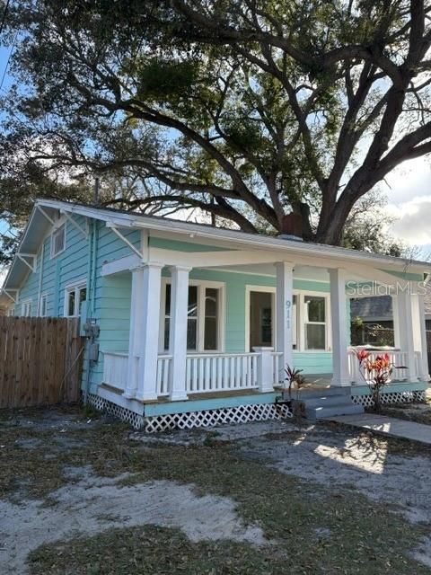 Active With Contract: $339,900 (3 beds, 2 baths, 1104 Square Feet)