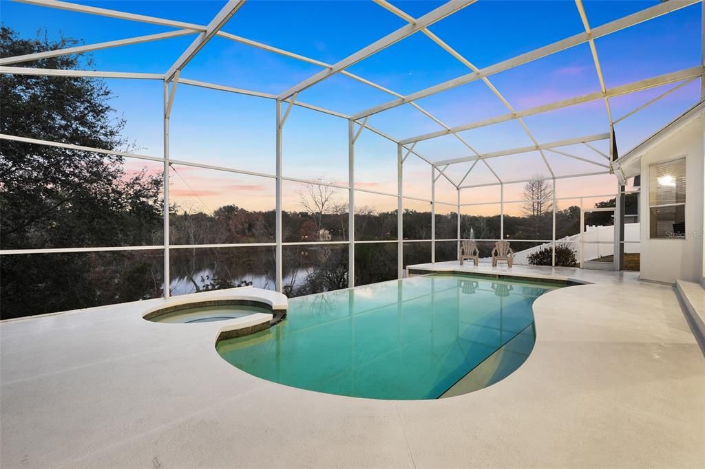 For Sale: $1,000,000 (6 beds, 3 baths, 4076 Square Feet)