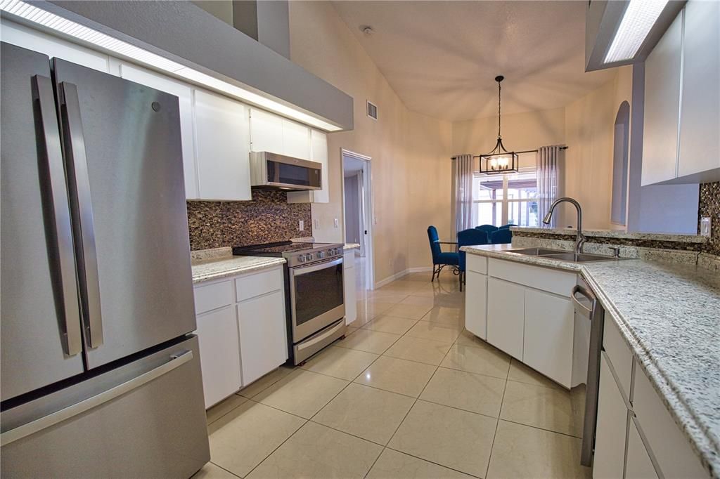 Active With Contract: $374,500 (3 beds, 2 baths, 2306 Square Feet)