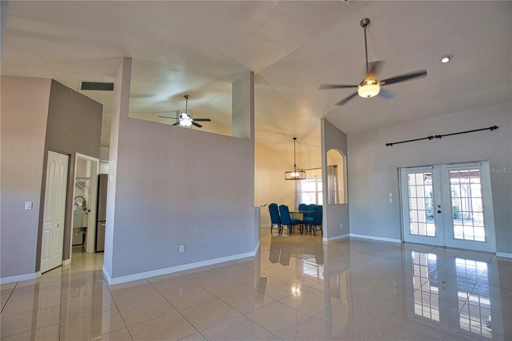 Active With Contract: $374,500 (3 beds, 2 baths, 2306 Square Feet)