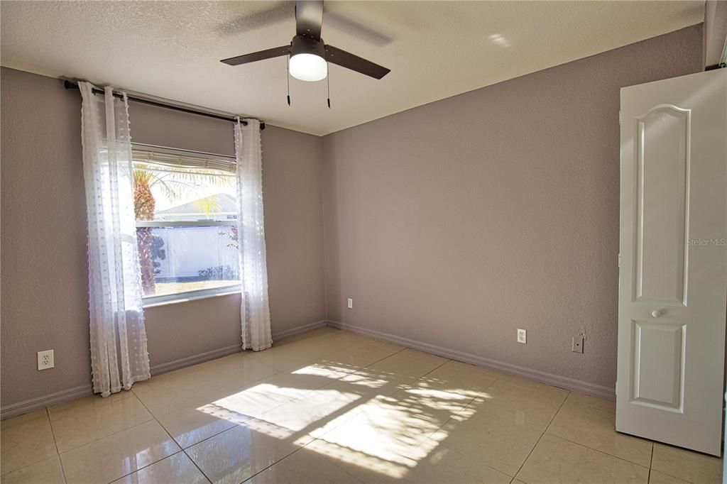 Active With Contract: $374,500 (3 beds, 2 baths, 2306 Square Feet)