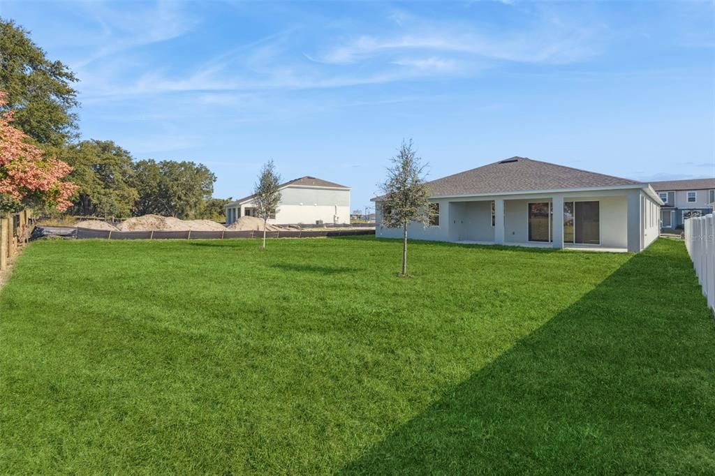 Active With Contract: $567,289 (4 beds, 3 baths, 2776 Square Feet)