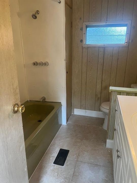 For Sale: $120,000 (2 beds, 2 baths, 720 Square Feet)