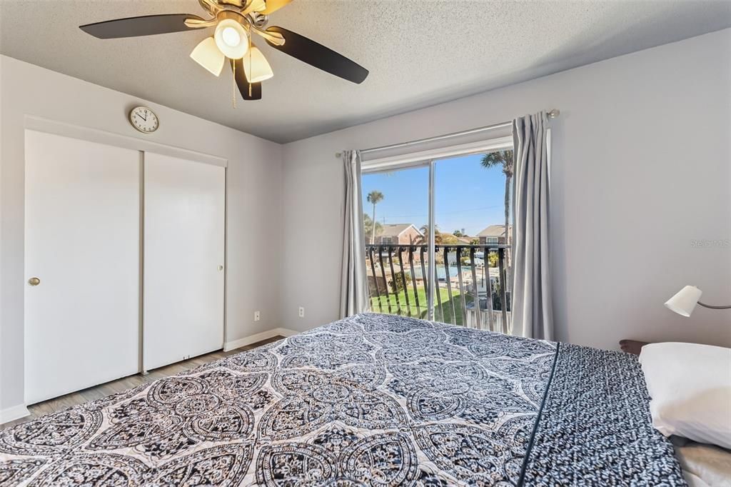 For Sale: $144,000 (2 beds, 1 baths, 1122 Square Feet)