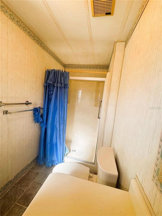 For Sale: $99,900 (2 beds, 2 baths, 1064 Square Feet)