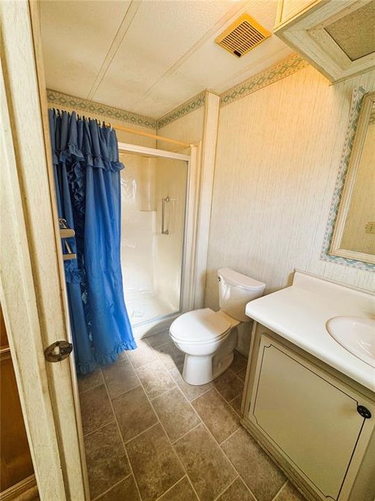 For Sale: $99,900 (2 beds, 2 baths, 1064 Square Feet)