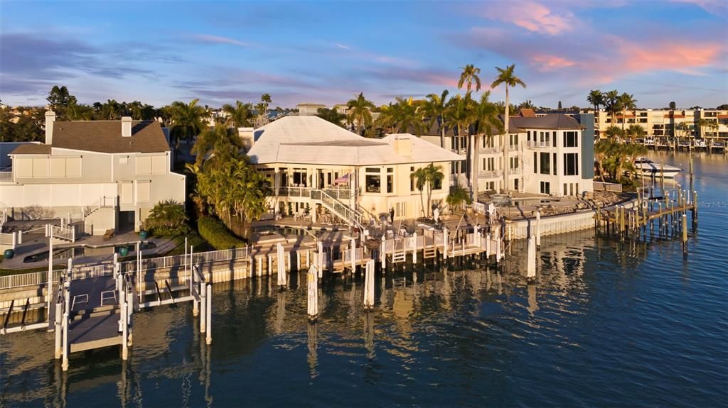 For Sale: $7,850,000 (5 beds, 5 baths, 4395 Square Feet)