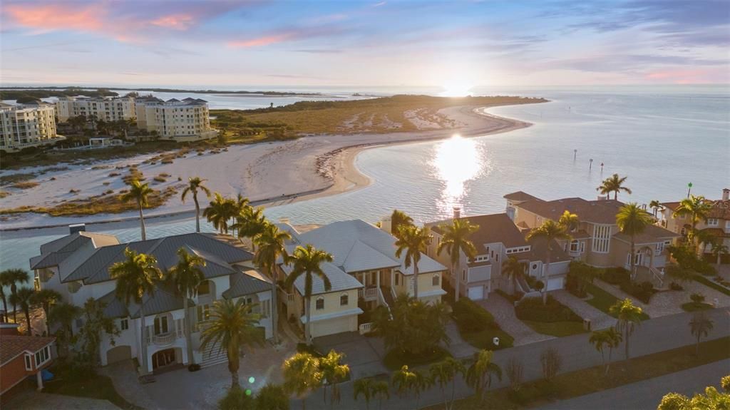 For Sale: $7,850,000 (5 beds, 5 baths, 4395 Square Feet)