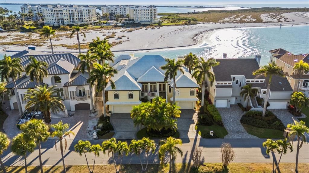 For Sale: $7,850,000 (5 beds, 5 baths, 4395 Square Feet)