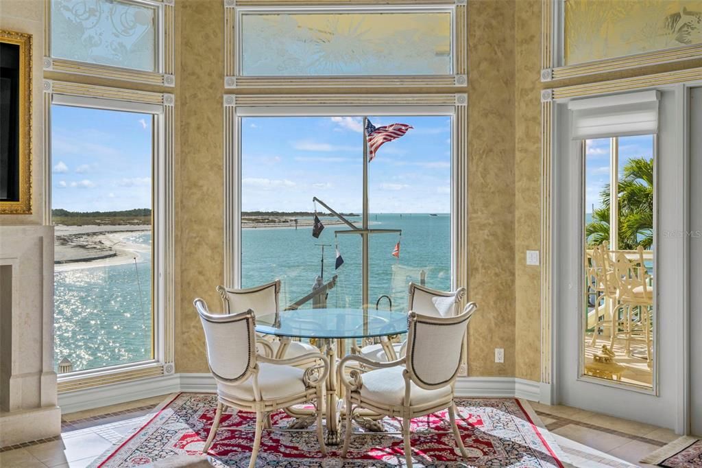 For Sale: $7,850,000 (5 beds, 5 baths, 4395 Square Feet)