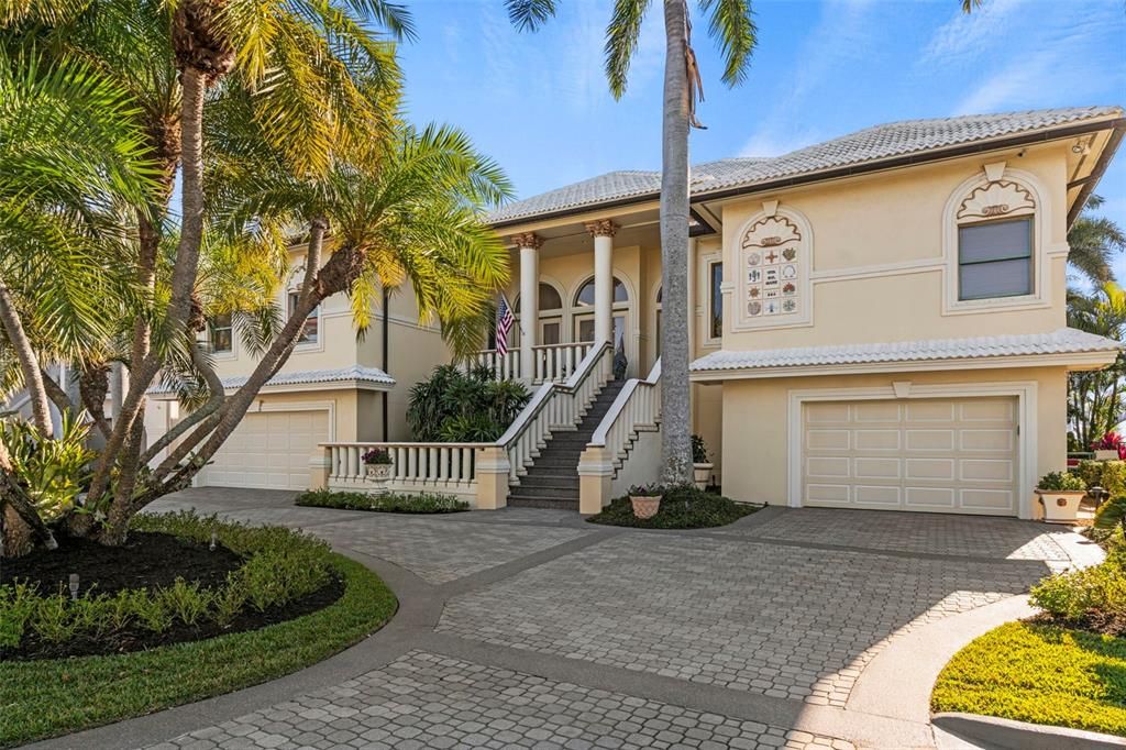 For Sale: $7,850,000 (5 beds, 5 baths, 4395 Square Feet)