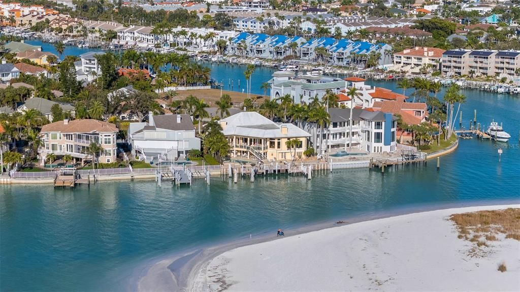 For Sale: $7,850,000 (5 beds, 5 baths, 4395 Square Feet)