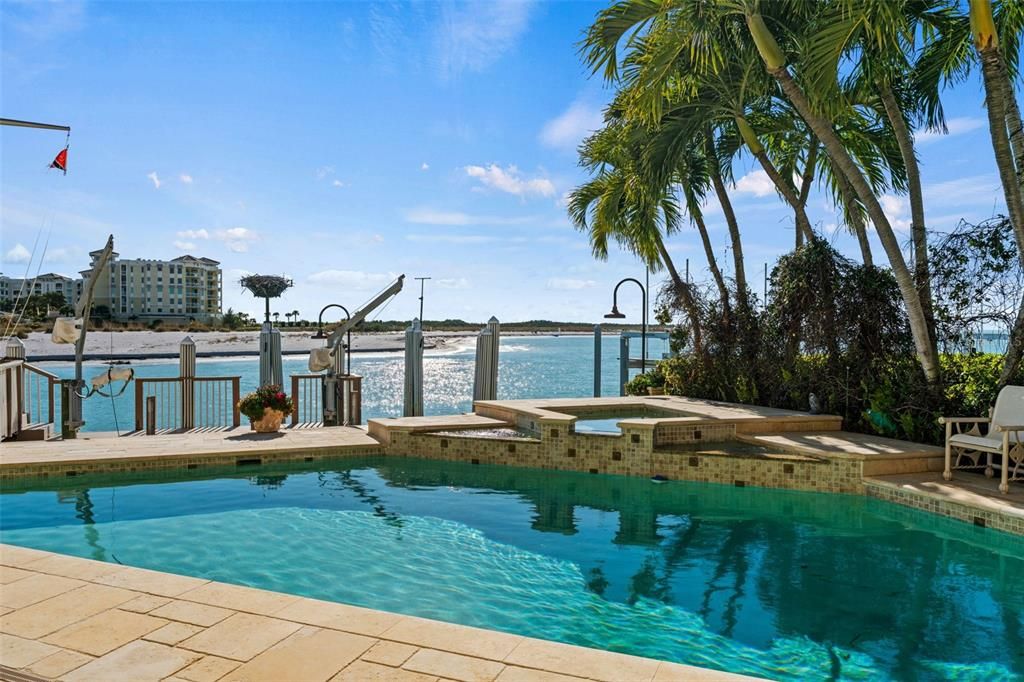 For Sale: $7,850,000 (5 beds, 5 baths, 4395 Square Feet)