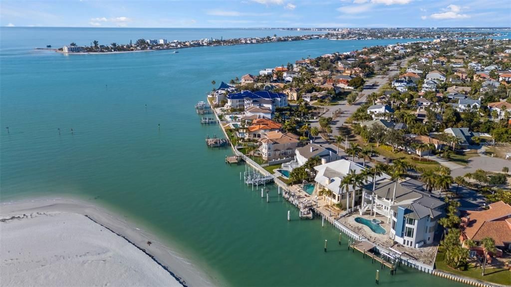 For Sale: $7,850,000 (5 beds, 5 baths, 4395 Square Feet)