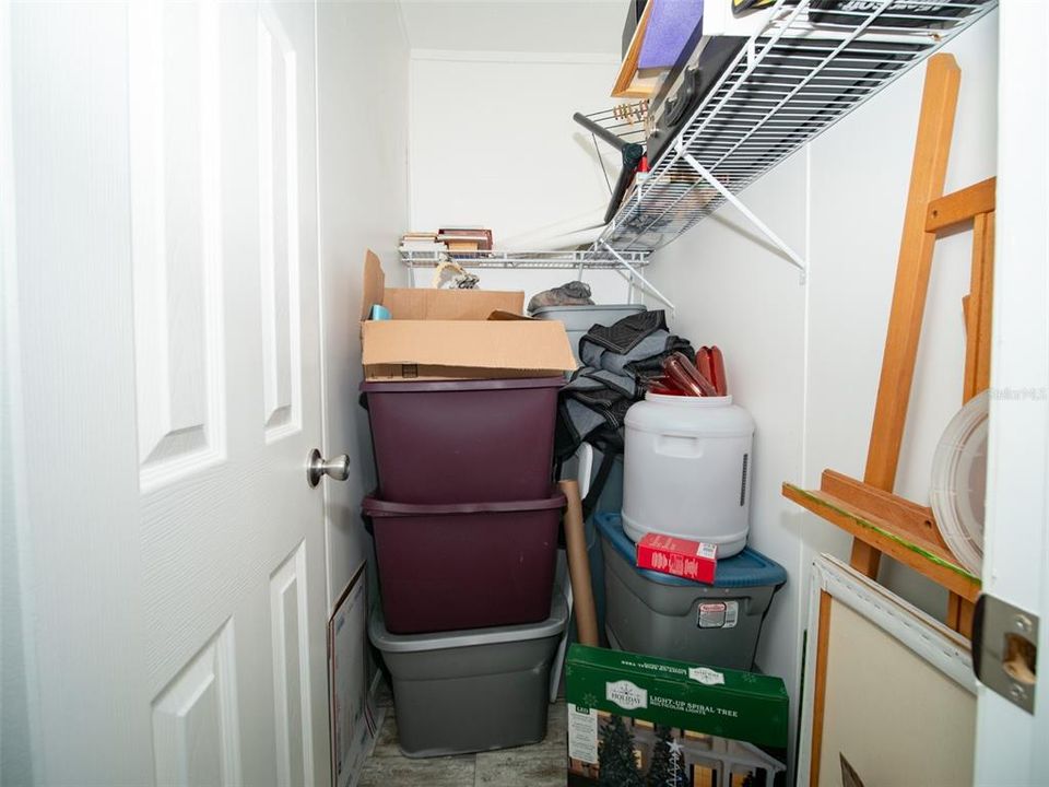 For Sale: $355,000 (3 beds, 2 baths, 1612 Square Feet)