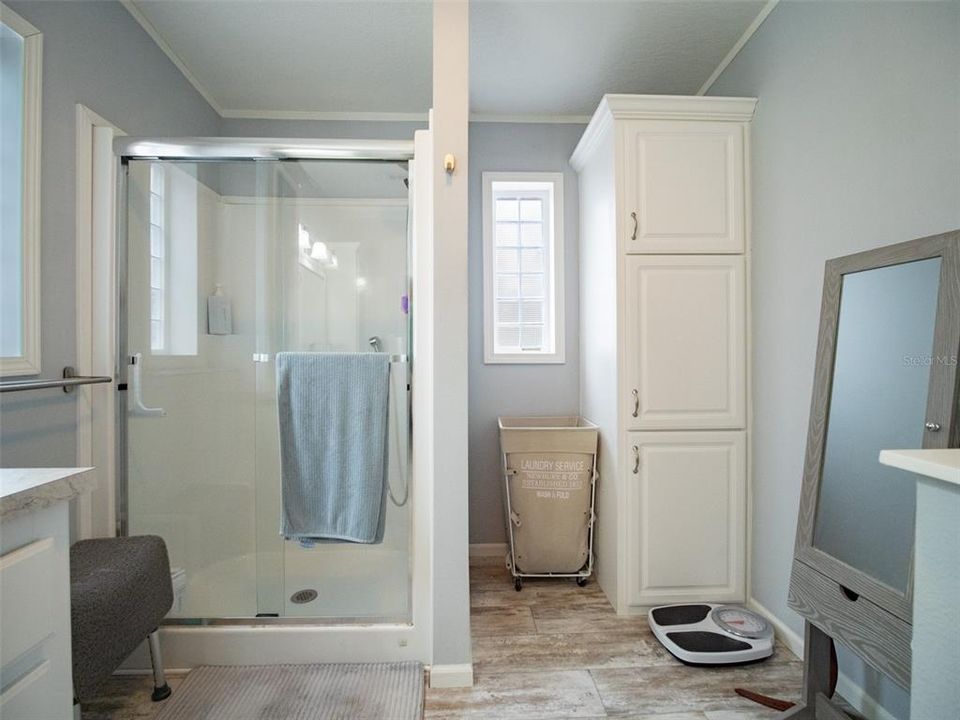 For Sale: $355,000 (3 beds, 2 baths, 1612 Square Feet)