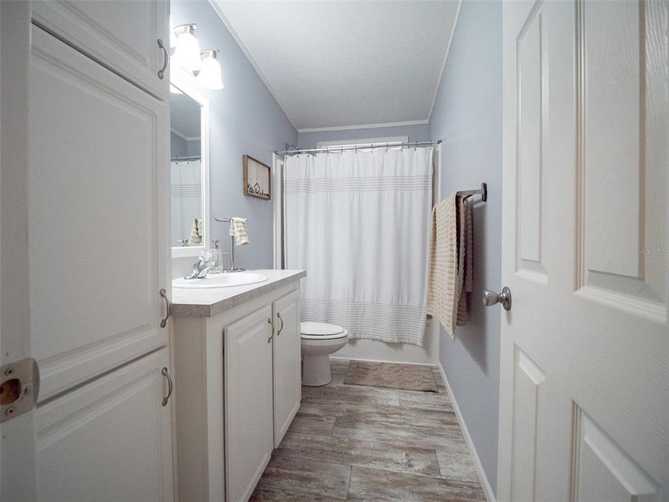 For Sale: $355,000 (3 beds, 2 baths, 1612 Square Feet)