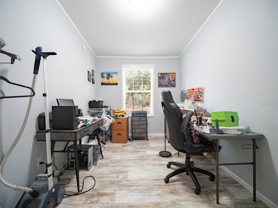 For Sale: $355,000 (3 beds, 2 baths, 1612 Square Feet)