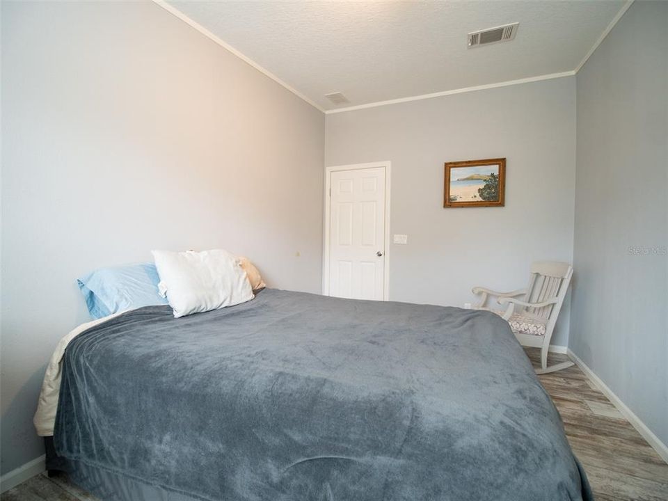 For Sale: $355,000 (3 beds, 2 baths, 1612 Square Feet)