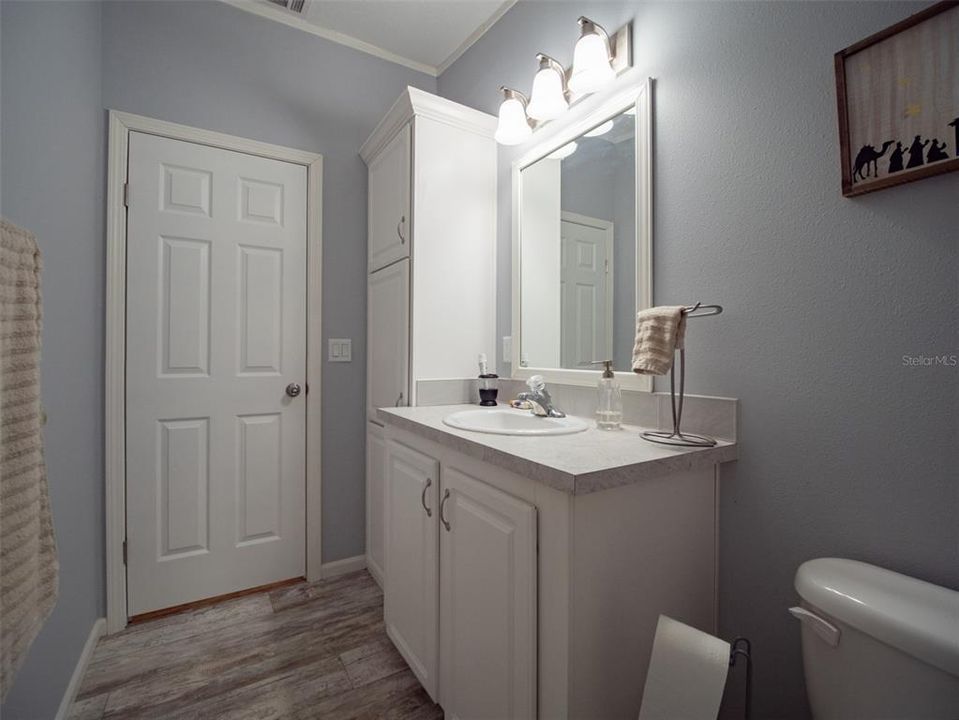 For Sale: $355,000 (3 beds, 2 baths, 1612 Square Feet)