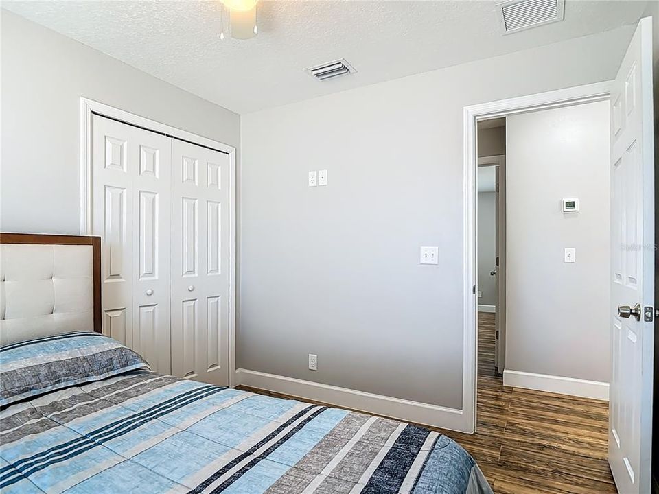 For Sale: $320,000 (3 beds, 2 baths, 1159 Square Feet)