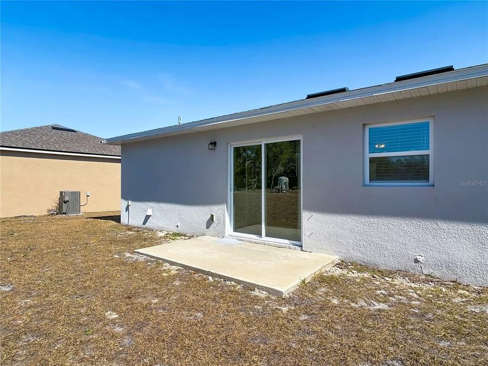 For Sale: $320,000 (3 beds, 2 baths, 1159 Square Feet)