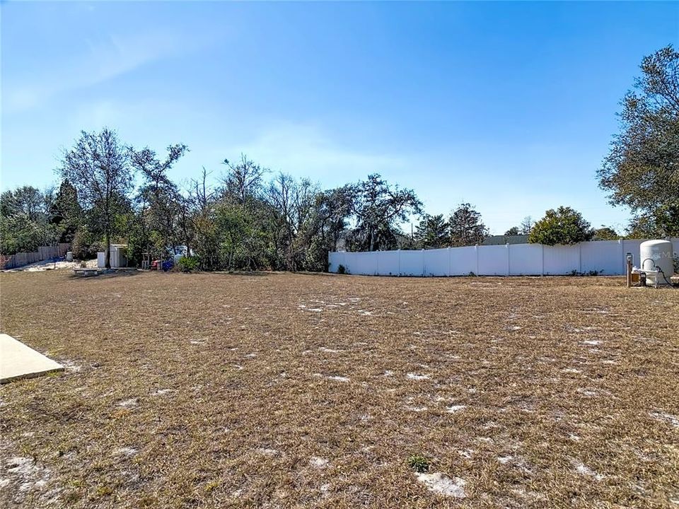 For Sale: $320,000 (3 beds, 2 baths, 1159 Square Feet)