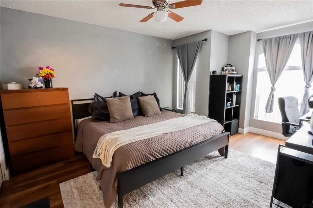 For Sale: $379,000 (4 beds, 2 baths, 2113 Square Feet)