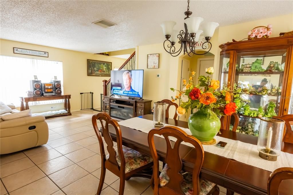 For Sale: $379,000 (4 beds, 2 baths, 2113 Square Feet)