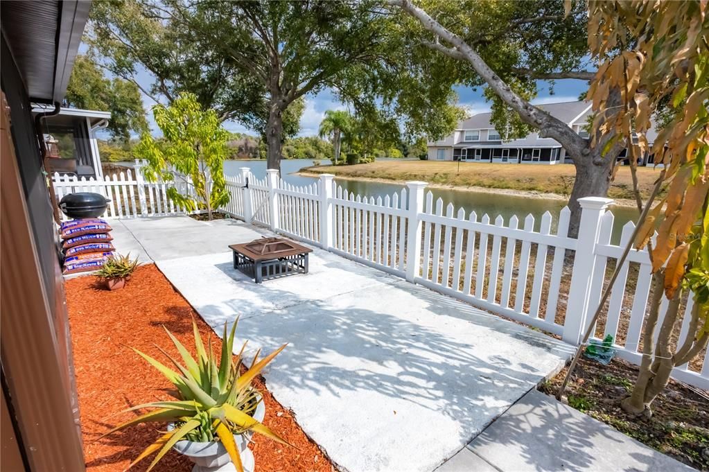 For Sale: $379,000 (4 beds, 2 baths, 2113 Square Feet)