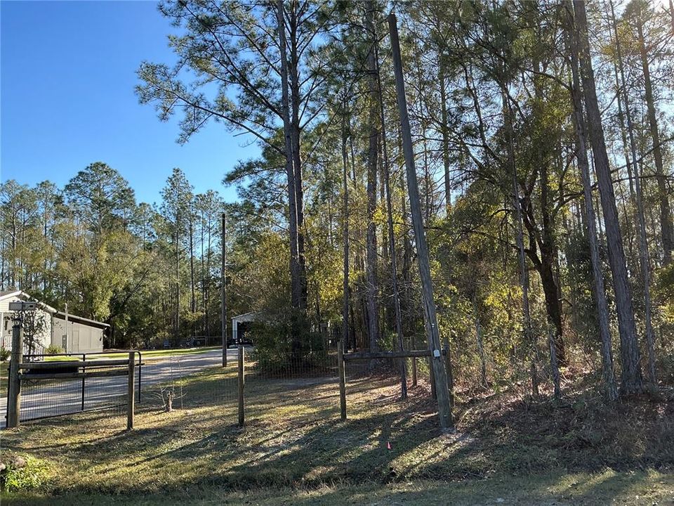 合同活跃: $35,000 (1.14 acres)