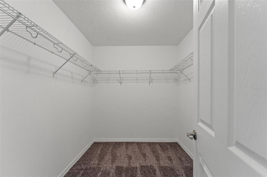 En Venta: $1,060,000 (7 camas, 4 baños, 5518 Pies cuadrados)