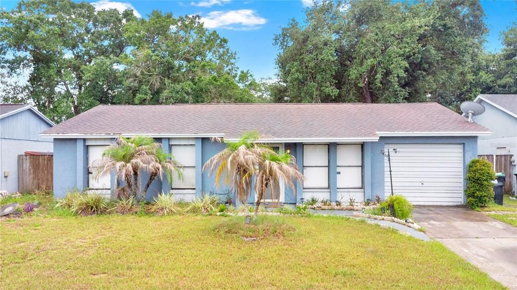 Active With Contract: $250,000 (3 beds, 2 baths, 1152 Square Feet)
