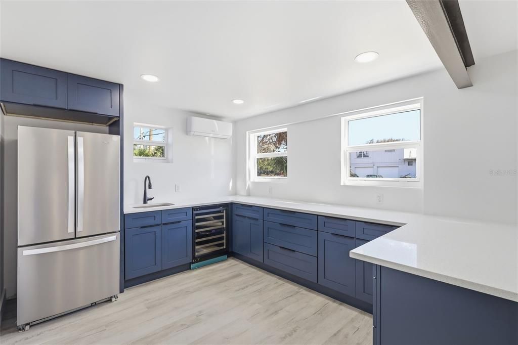 Active With Contract: $495,000 (6 beds, 3 baths, 2482 Square Feet)